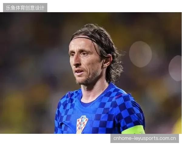 莫德里奇缺阵影响巨大,克罗地亚中场被比利时高强度逼抢打乱节奏 莫德里奇缺阵影响巨大,克罗地亚中场被比利时高强度逼抢打乱节奏
